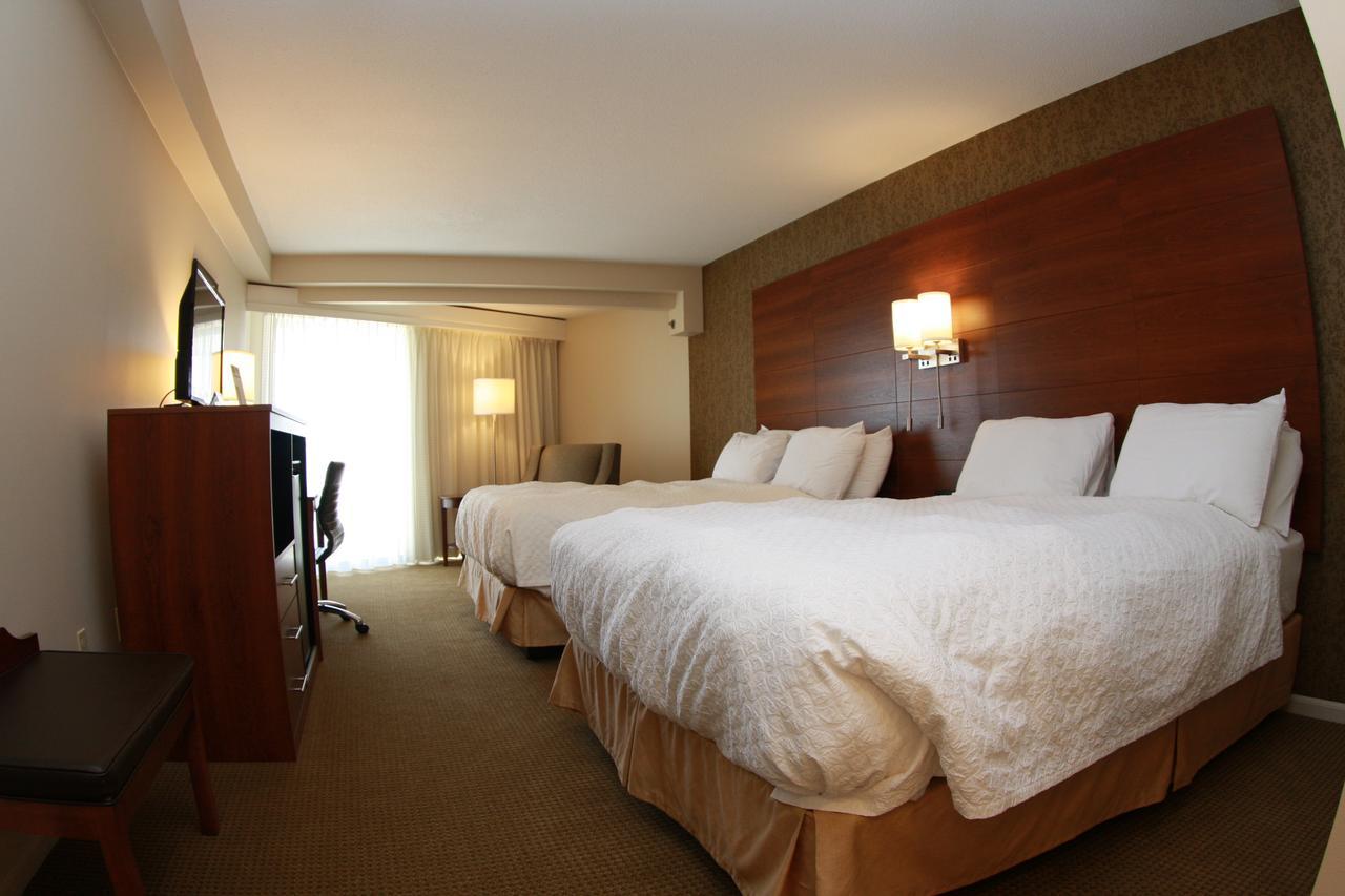 Budget Host Inn & Suites Сент-Ігнас Екстер'єр фото